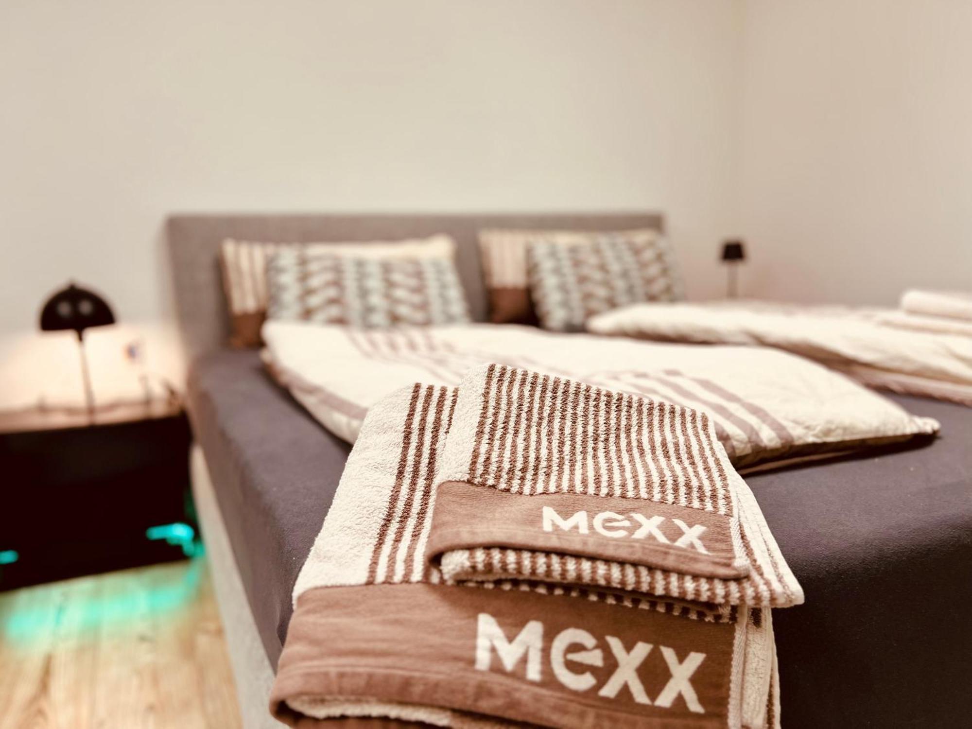 Apartamento Luxe Living: Opulent Elegance Unleashed Colónia
